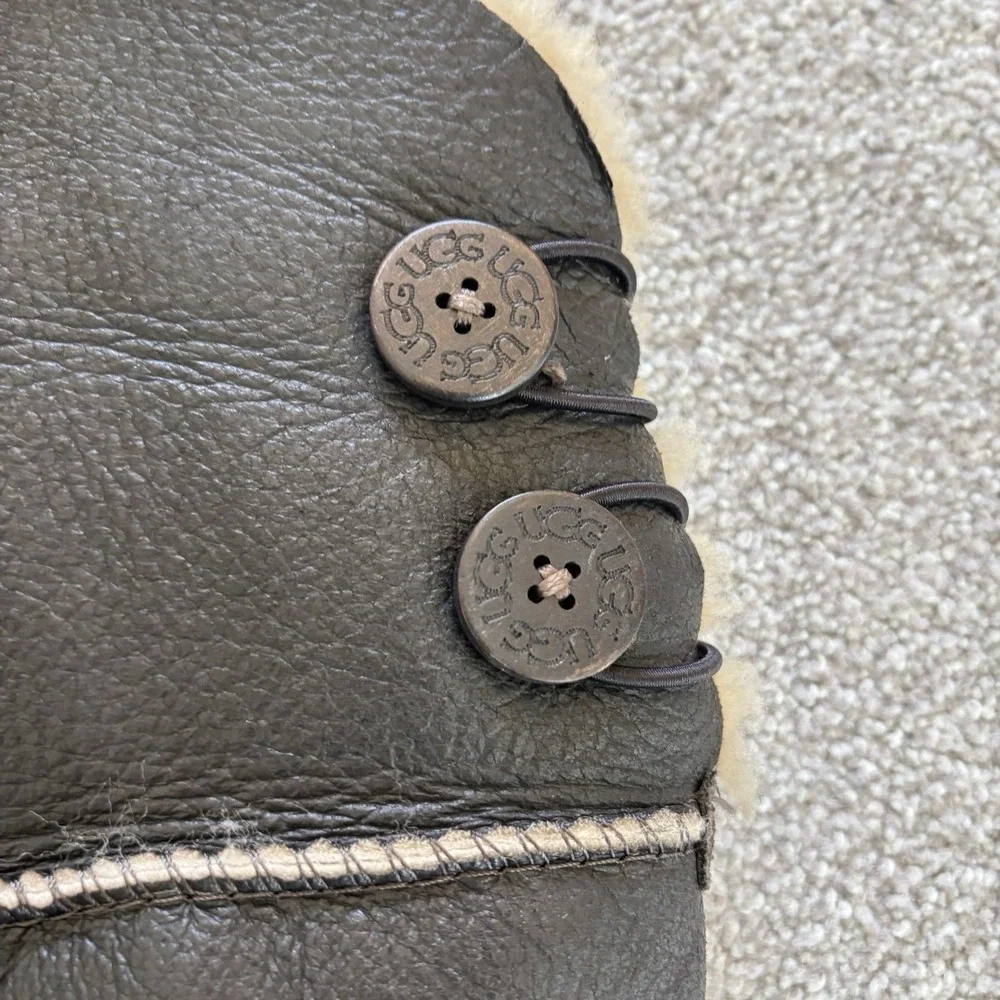 UGG Bailey Button Over the Knee Boots Bomber Brown‎ Leather Eva Shearling Size 7